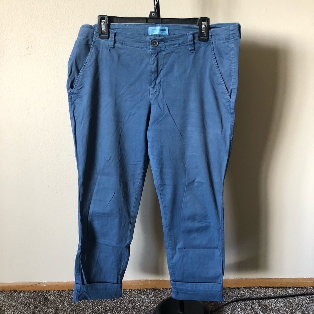 Blue Old Navy Capris